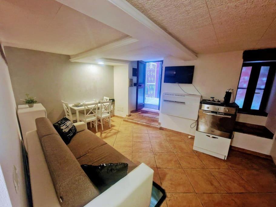 Casa Vacanza Castello Cagliari Exterior photo